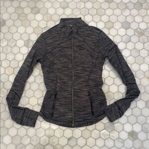 Women's Lululemon Heathered Black Jacket with thumbhoke.